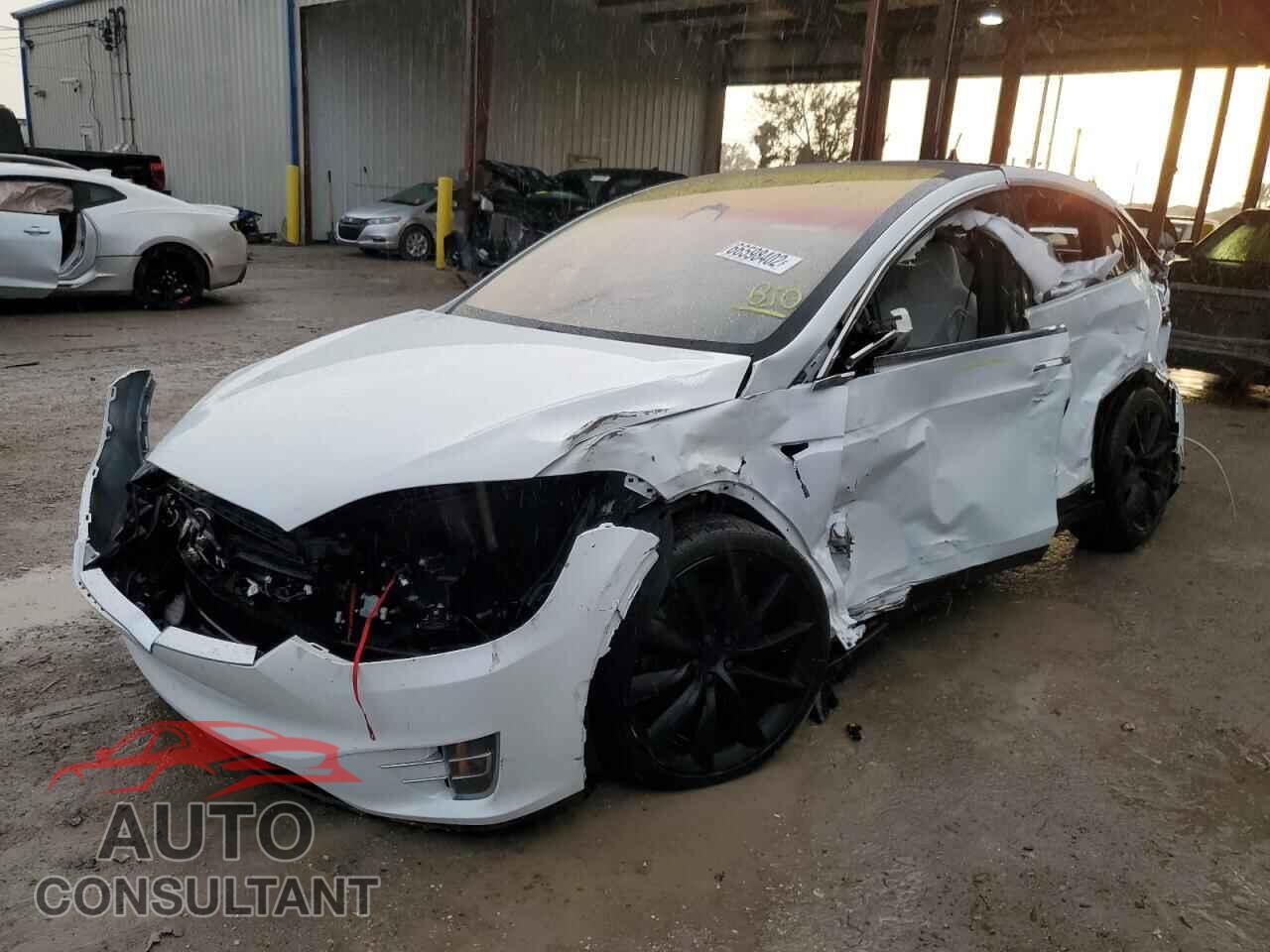 TESLA MODEL X 2018 - 5YJXCDE2XJF128482