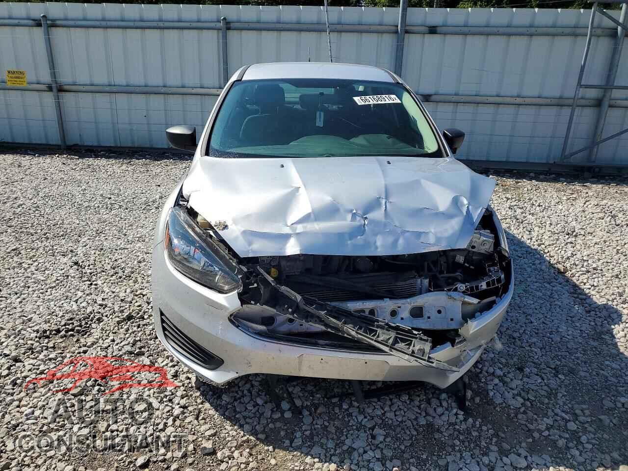 FORD FOCUS 2016 - 1FADP3E27GL343492