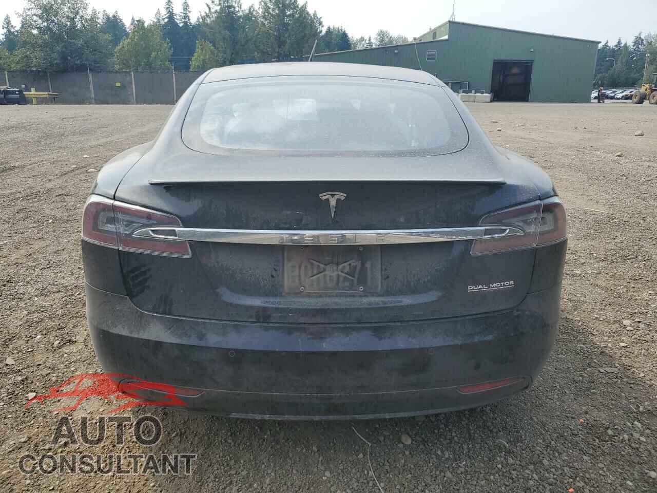 TESLA MODEL S 2019 - 5YJSA1E4XKF333902