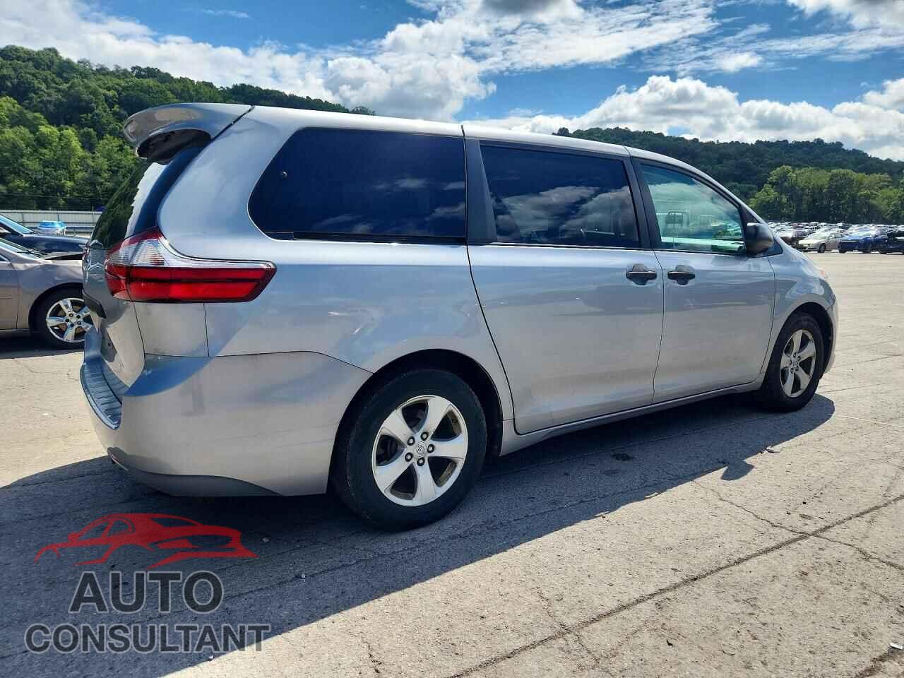 TOYOTA SIENNA 2017 - 5TDZZ3DC7HS838750