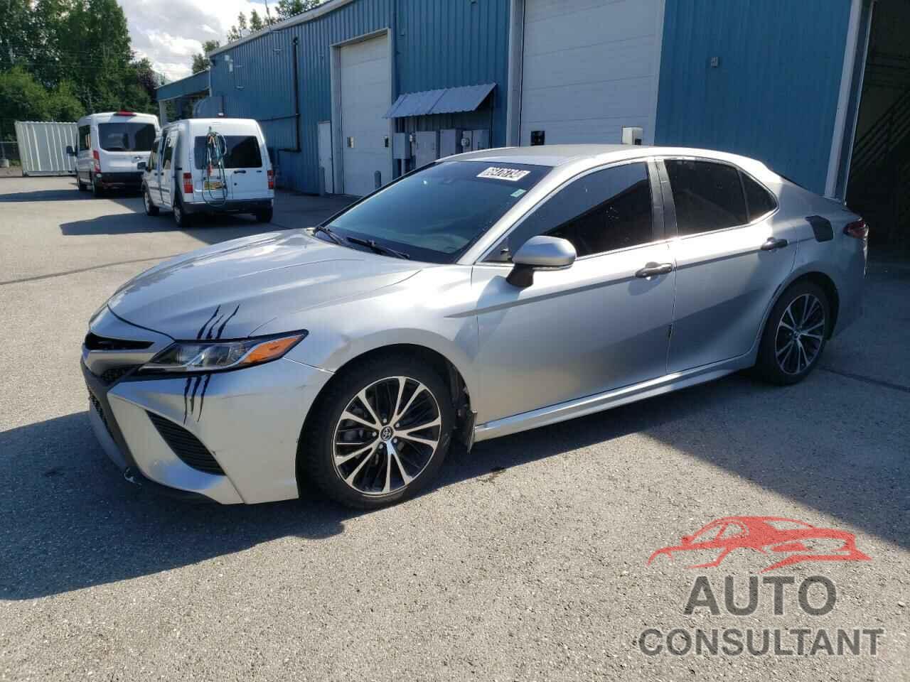 TOYOTA CAMRY 2018 - 4T1B11HKXJU105281