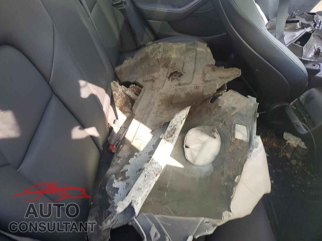 TESLA MODEL 3 2022 - 5YJ3E1EA3NF351709