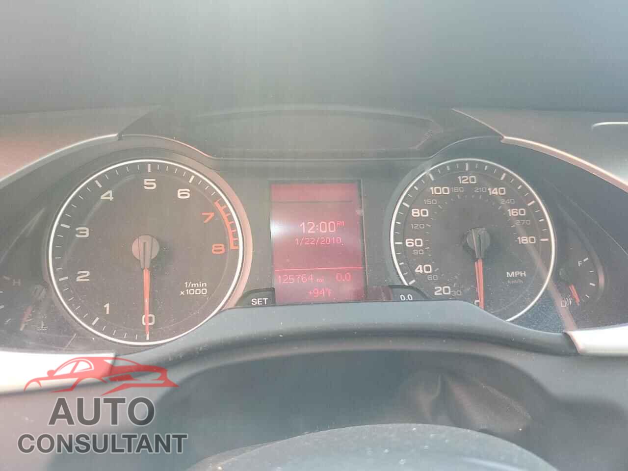 AUDI A4 2012 - WAUBFAFLXCN007749