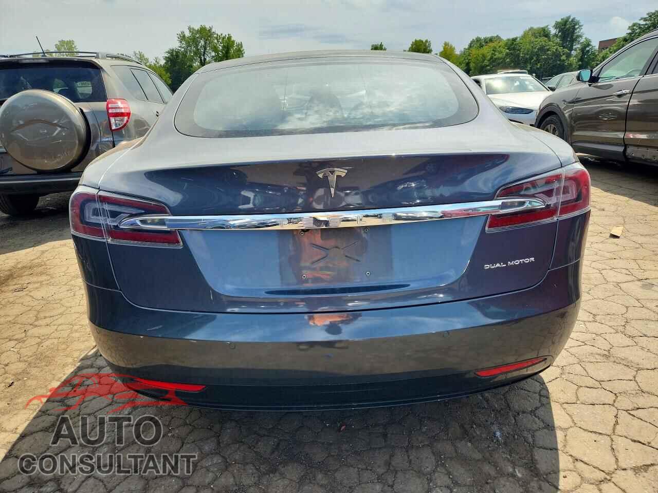 TESLA MODEL S 2021 - 5YJSA1E24MF426738