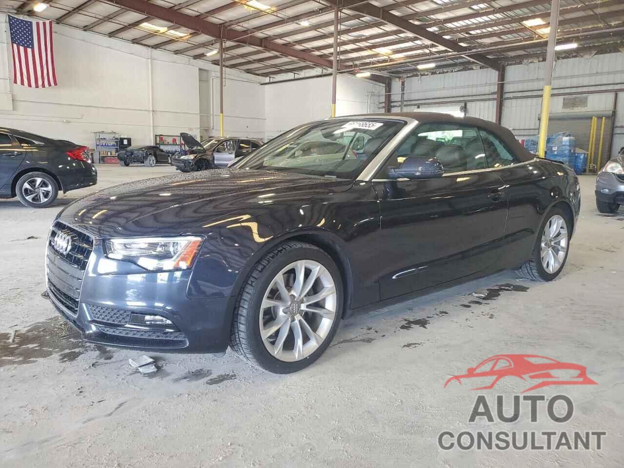 AUDI A5 2013 - WAUVFAFH5DN008608