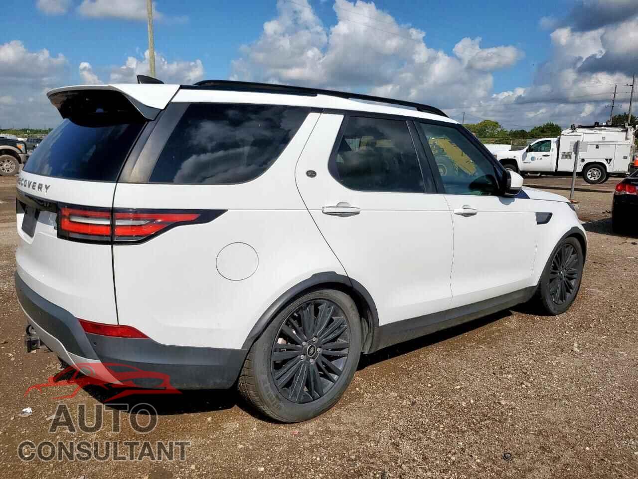 LAND ROVER DISCOVERY 2017 - SALRHBBV9HA045070