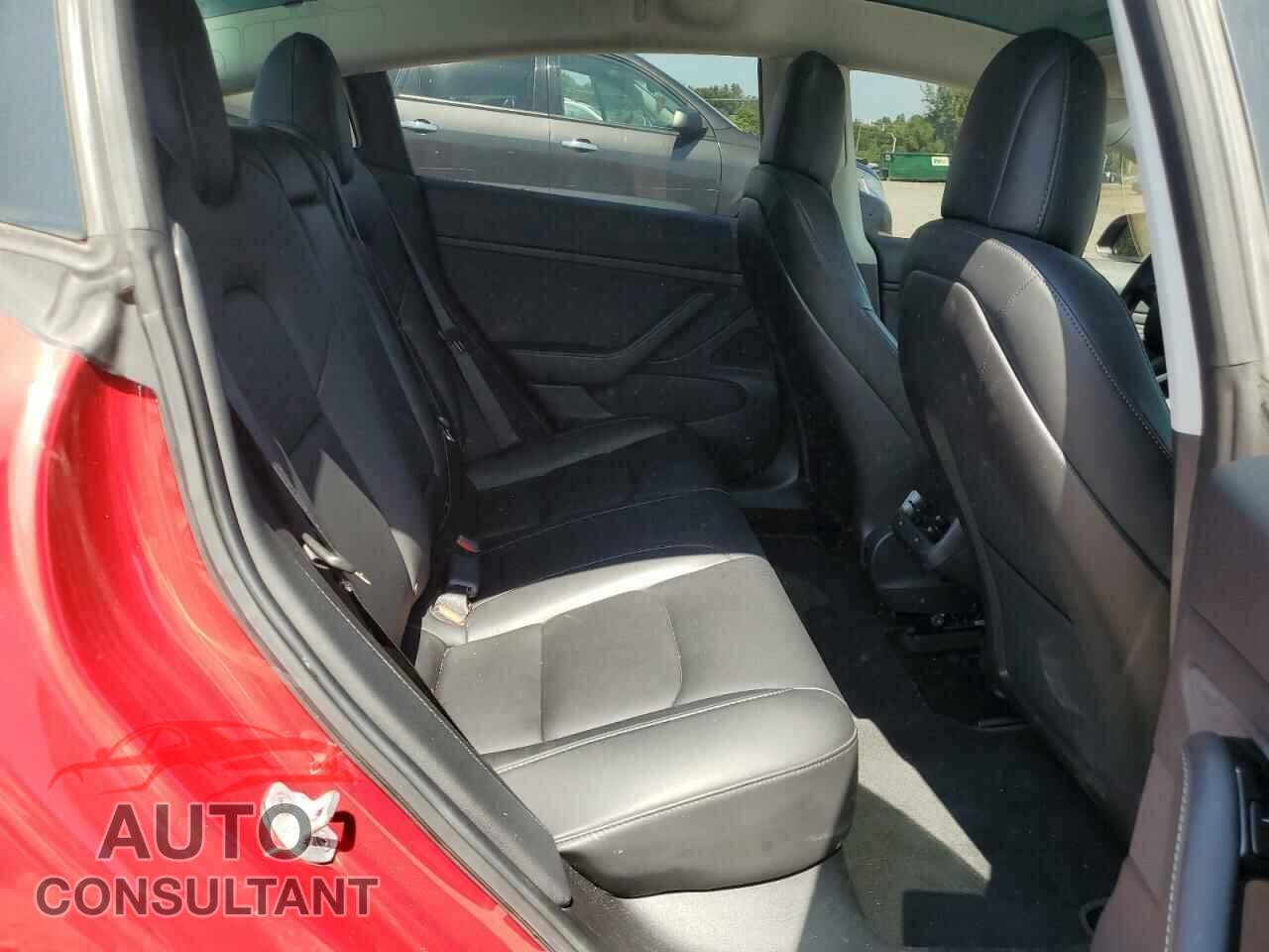 TESLA MODEL 3 2019 - 5YJ3E1EA6KF190686