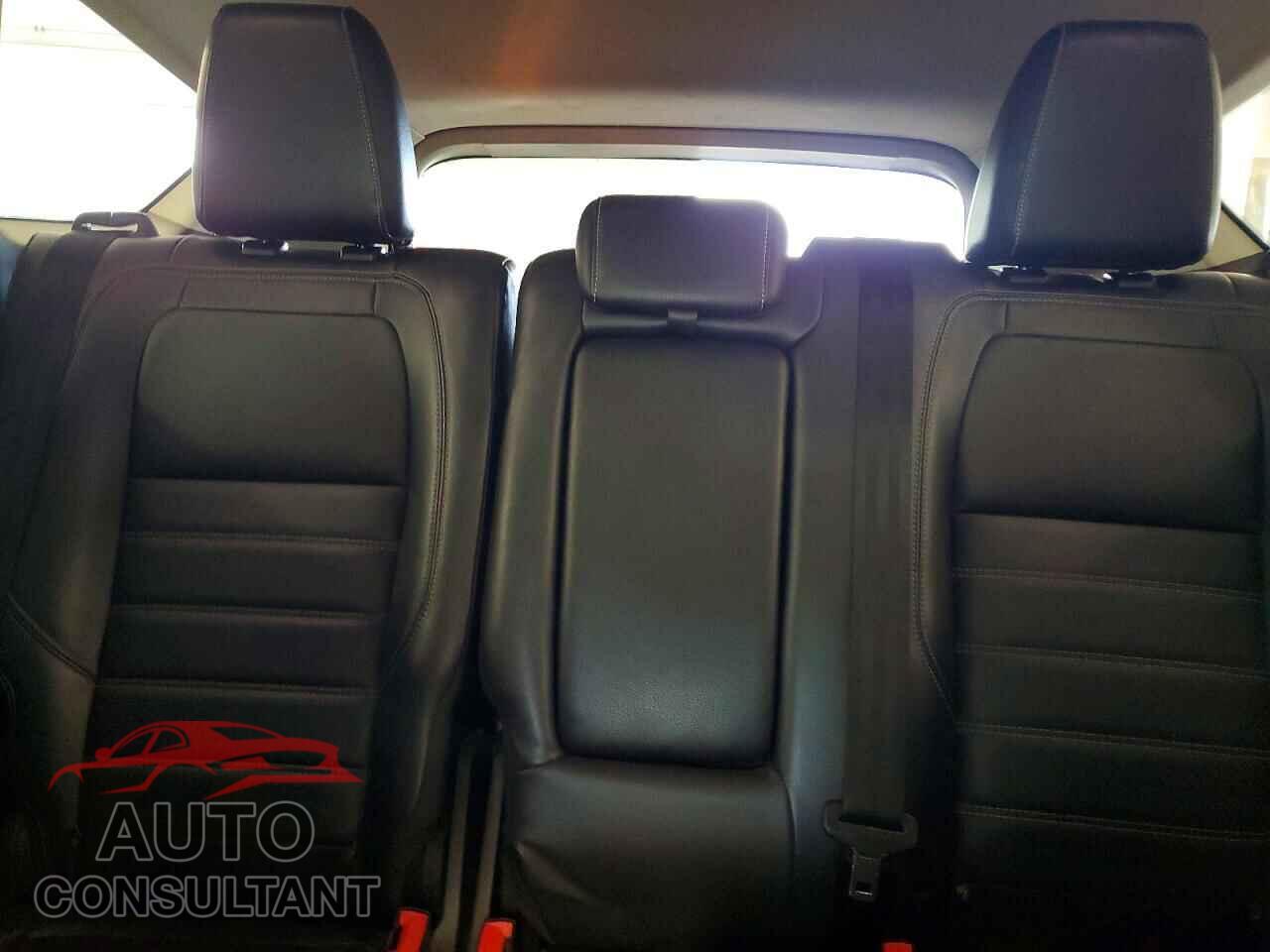 FORD ESCAPE 2018 - 1FMCU9J96JUC20199