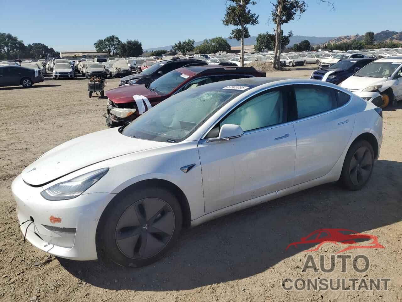 TESLA MODEL 3 2020 - 5YJ3E1EAXLF613769