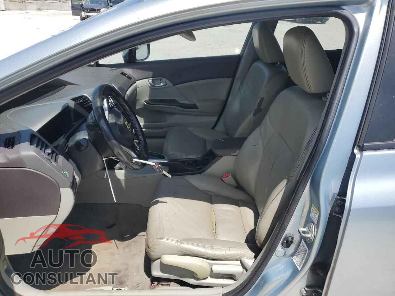HONDA CIVIC 2012 - JHMFB4F37CS002672