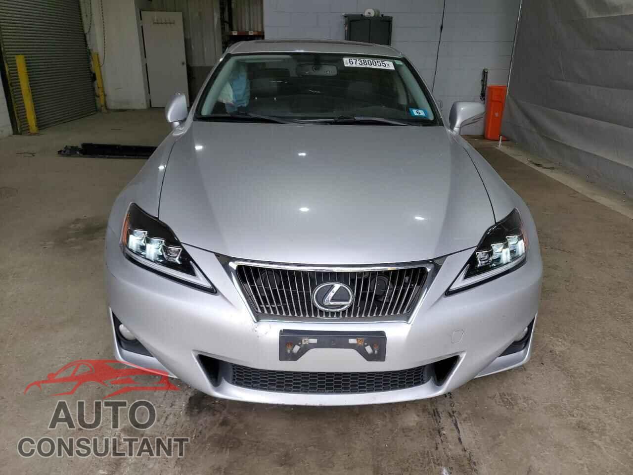 LEXUS IS 2012 - JTHCF5C23C5054615