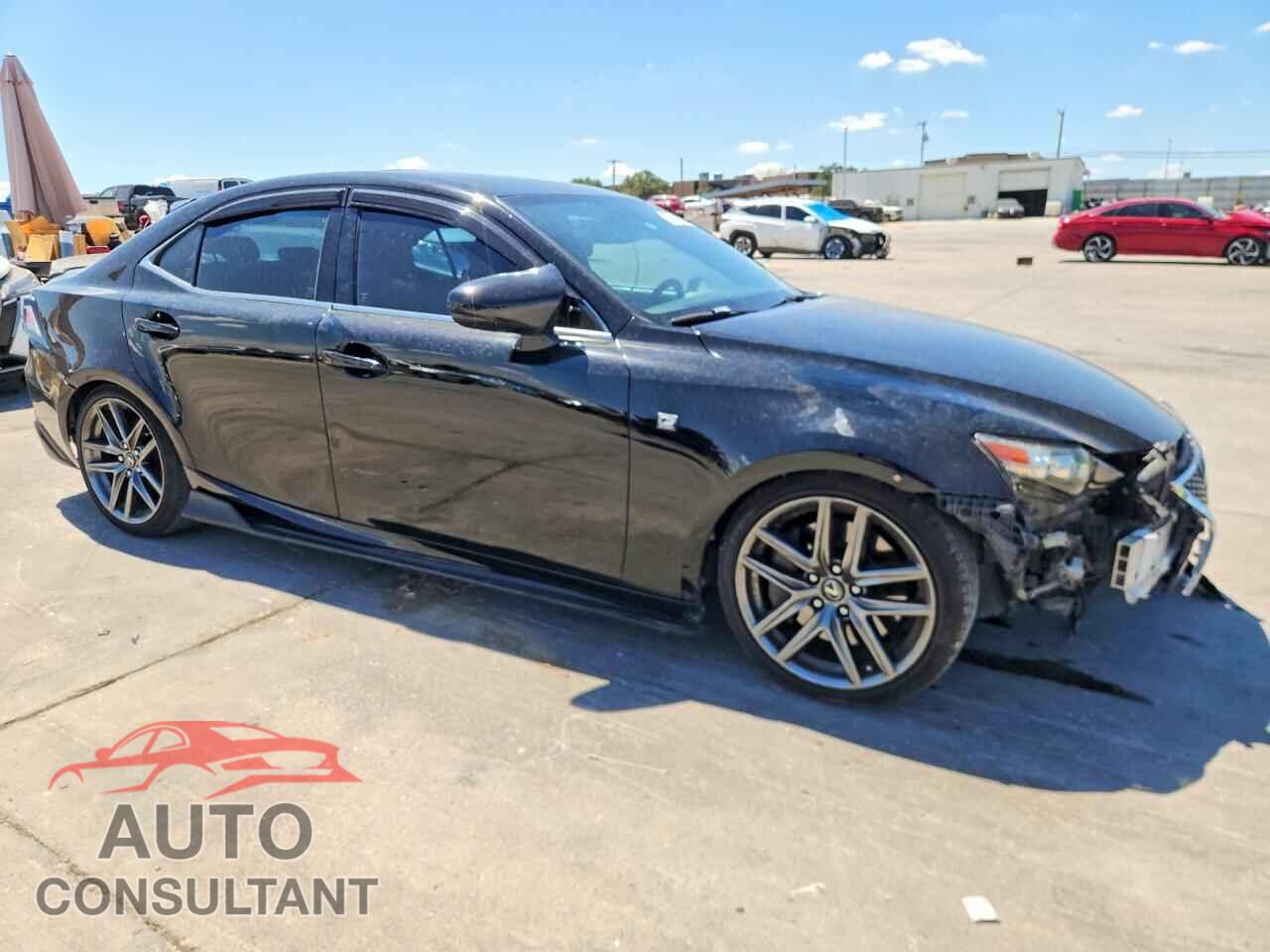 LEXUS IS 2014 - JTHBE1D26E5002579