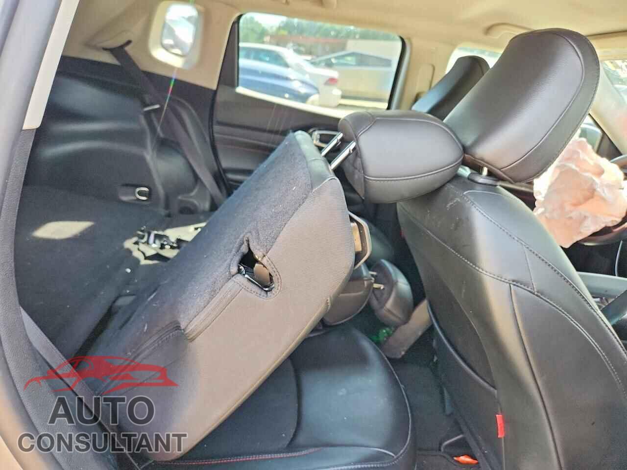 JEEP COMPASS 2022 - 3C4NJDDBXNT160113