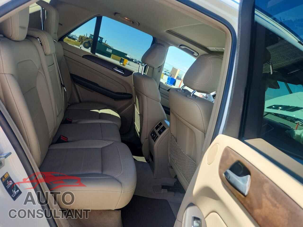 MERCEDES-BENZ M-CLASS 2015 - 4JGDA5HB9FA596404