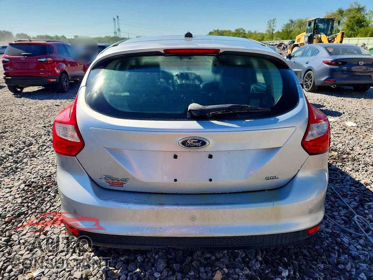 FORD FOCUS 2012 - 1FAHP3M24CL207012
