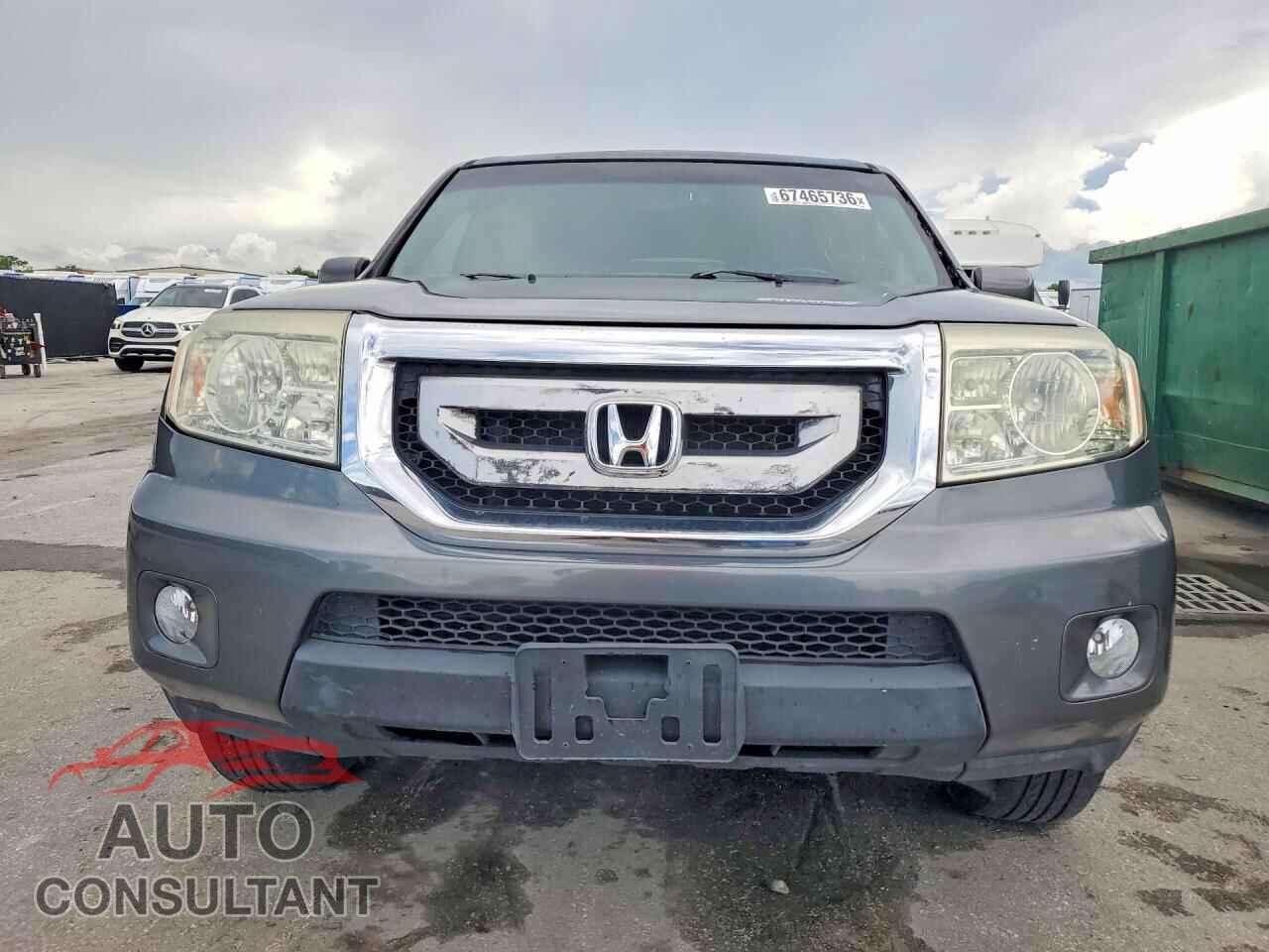 HONDA PILOT 2011 - 5FNYF4H56BB024283