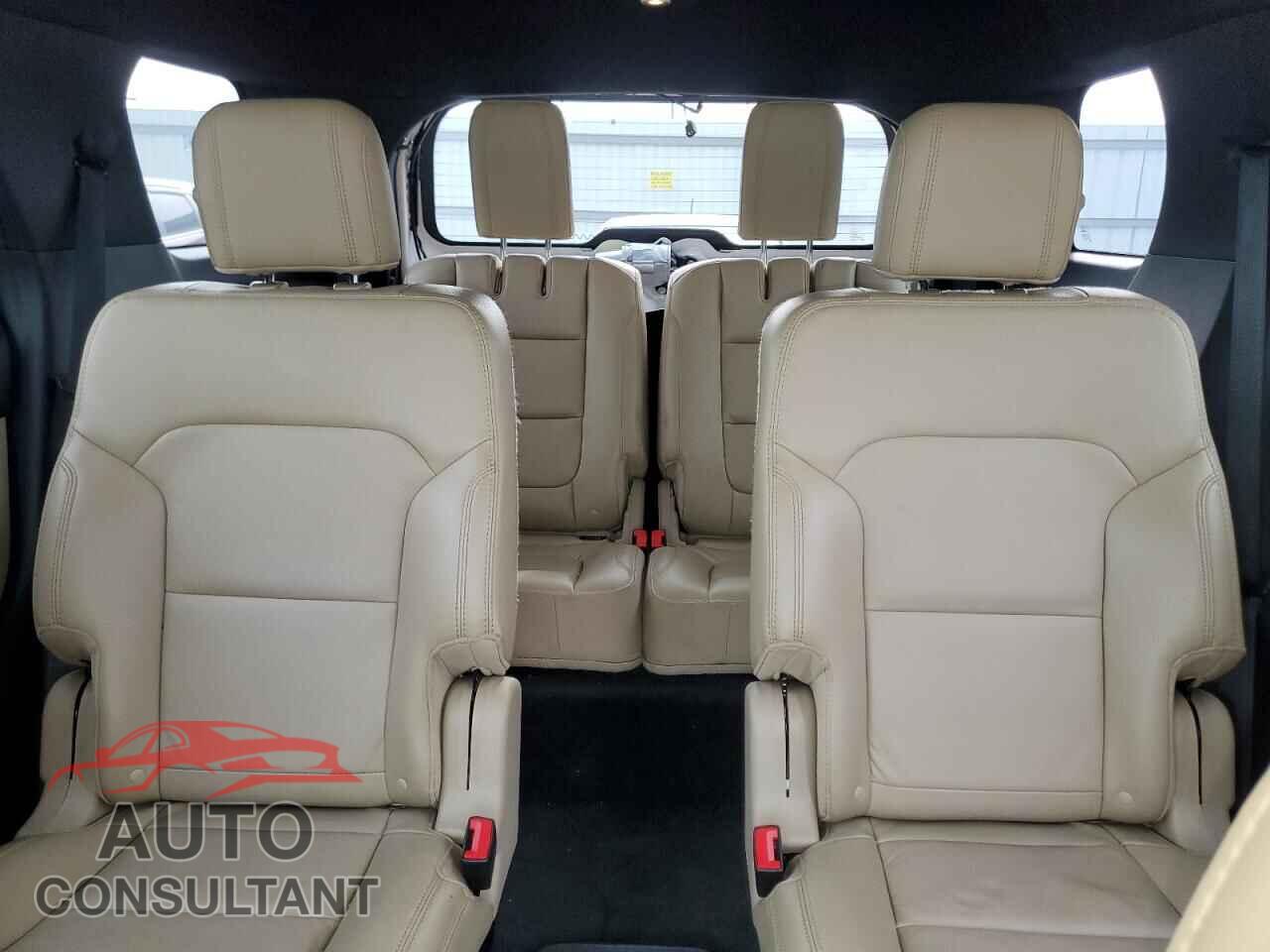 FORD EXPLORER 2017 - 1FM5K8D80HGD81703