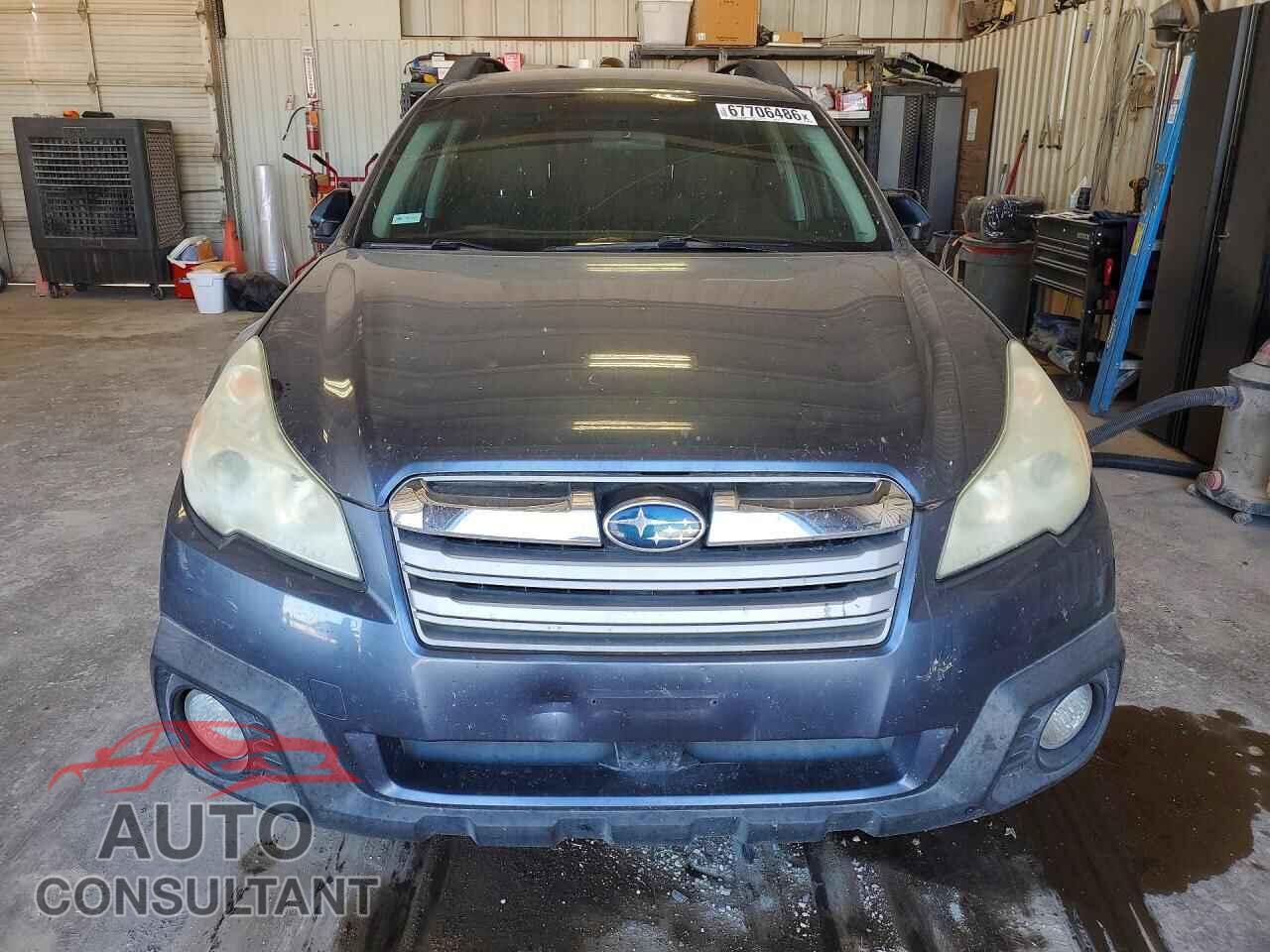 SUBARU OUTBACK 2013 - 4S4BRBAC5D3267184