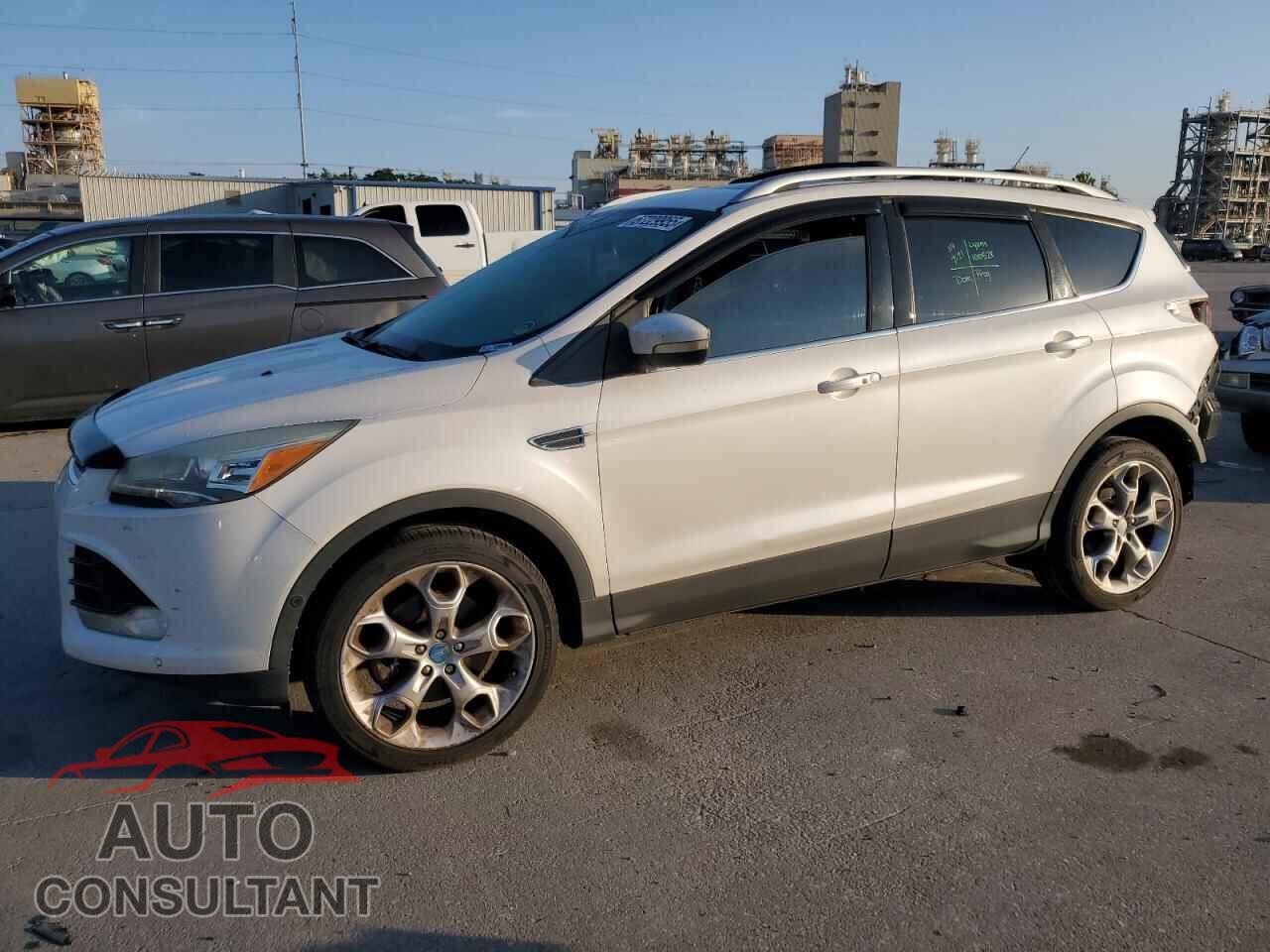 FORD ESCAPE 2013 - 1FMCU0J99DUA71609