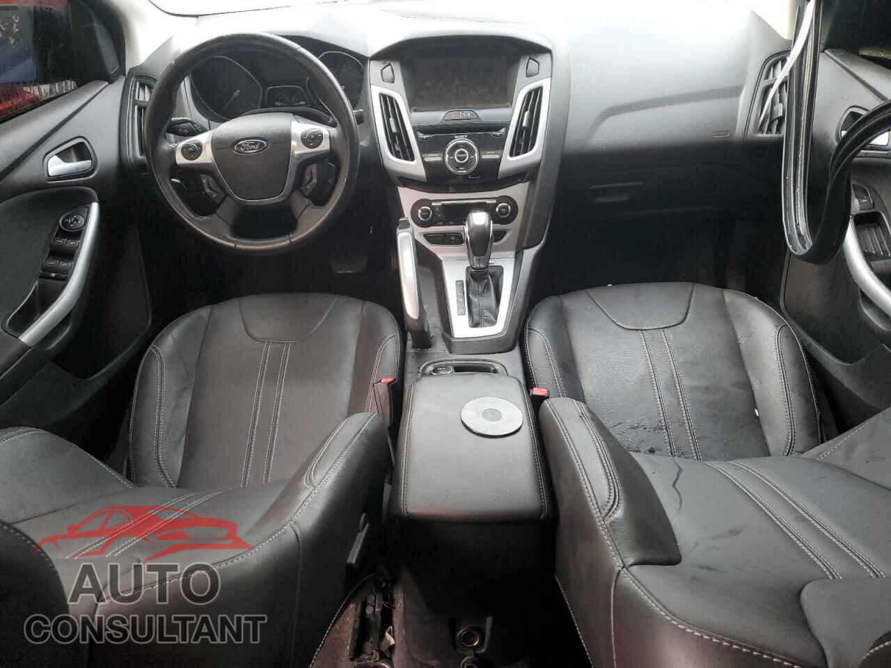 FORD FOCUS 2013 - 1FADP3F26DL198696