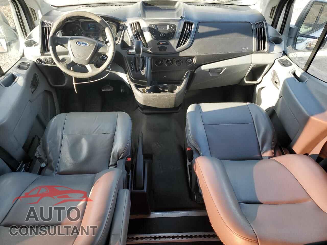 FORD TRANSIT 2017 - 1FTYE2CM3HKB32068
