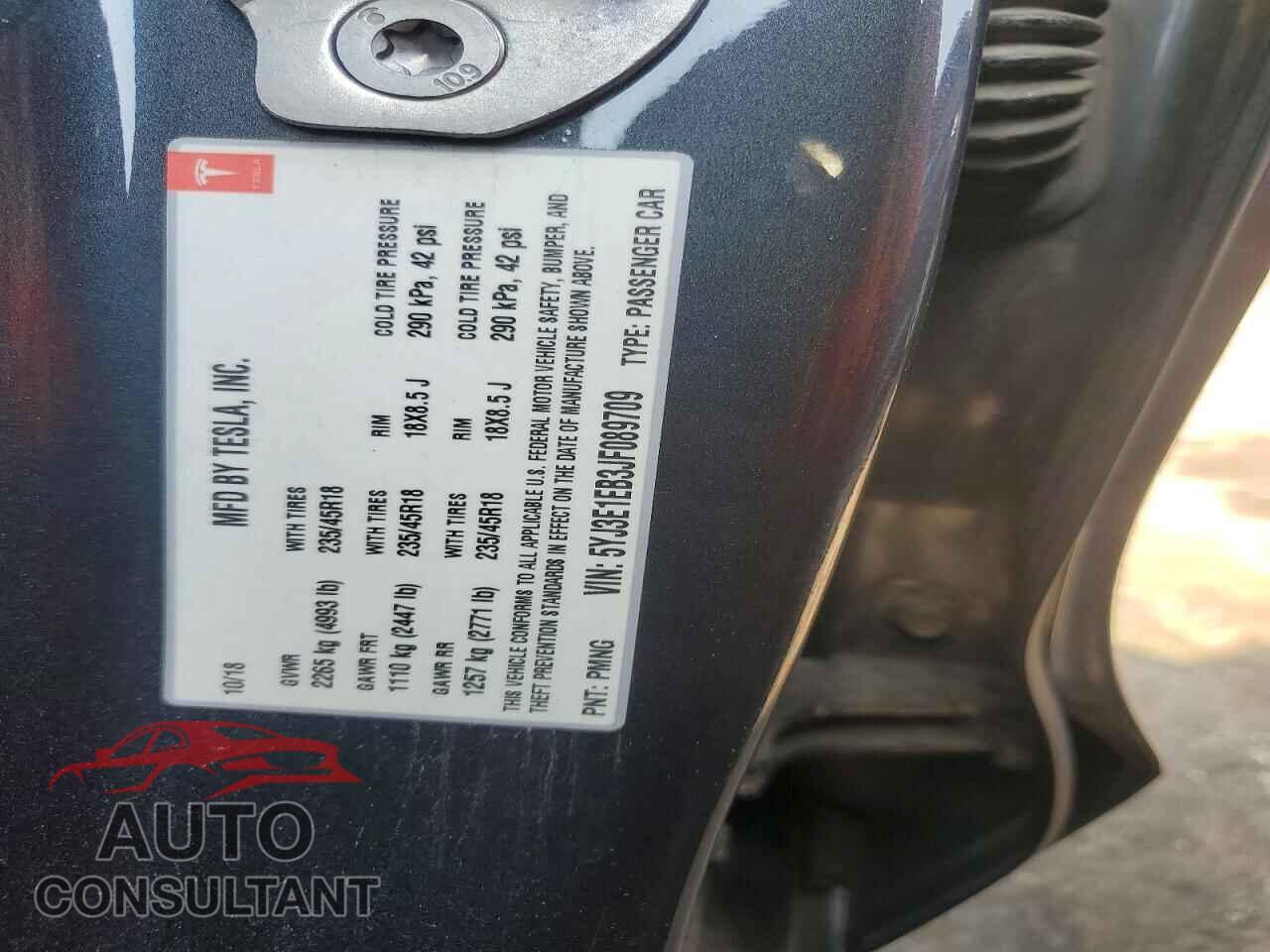 TESLA MODEL 3 2018 - 5YJ3E1EB3JF089709