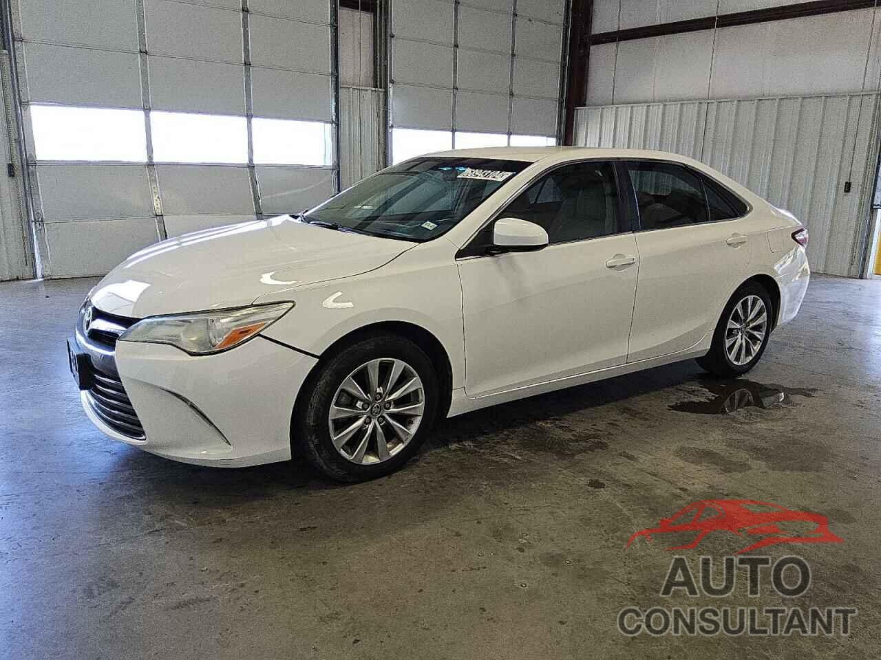 TOYOTA CAMRY 2016 - 4T4BF1FK1GR522503