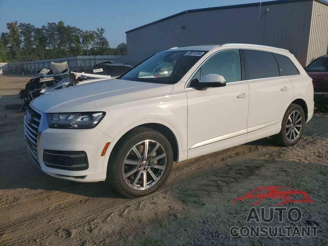 AUDI Q7 2019 - WA1LHAF71KD031957