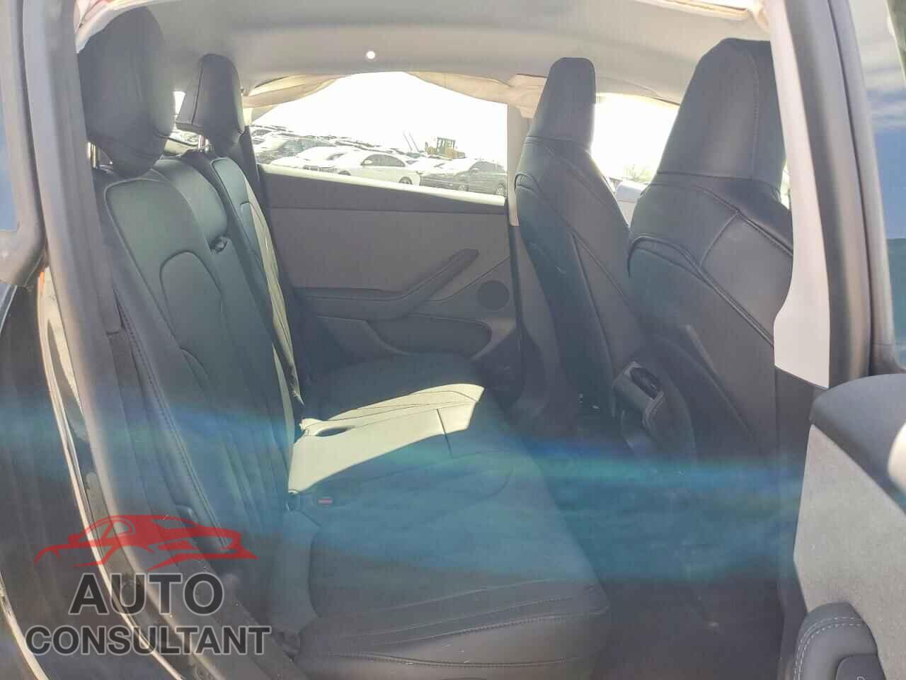 TESLA MODEL Y 2026 - 7SAYGDED4TA599766