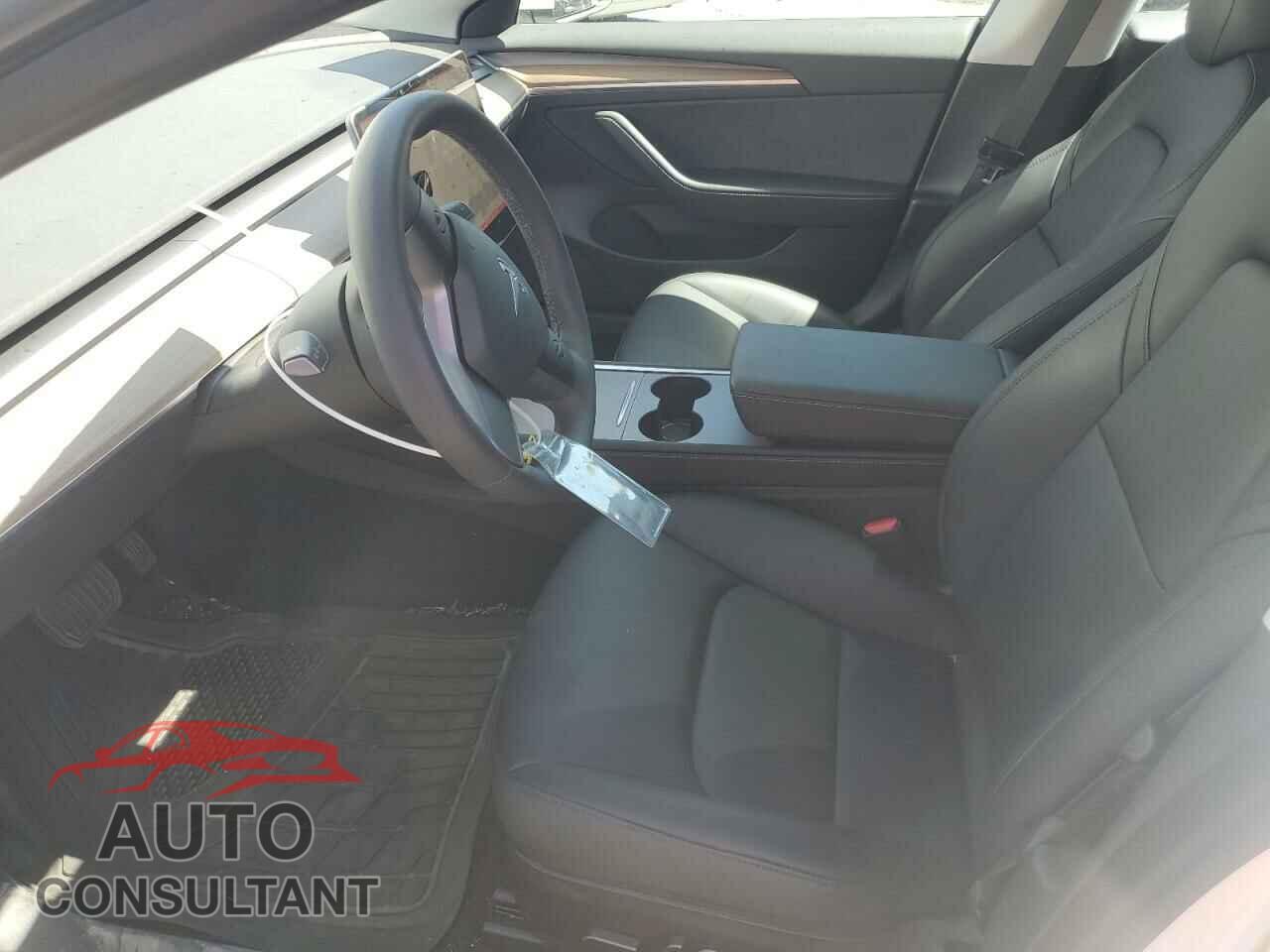 TESLA MODEL 3 2022 - 5YJ3E1EA8NF376380