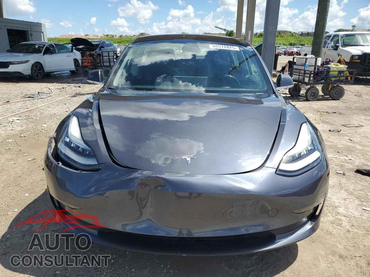 TESLA MODEL 3 2018 - 5YJ3E1EA1JF049216