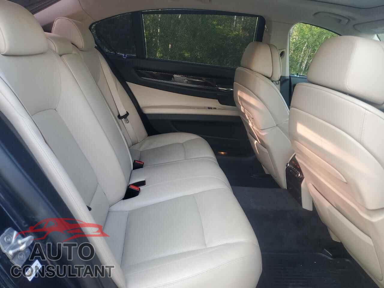 BMW 7 SERIES 2011 - WBAKC8C52BC433470