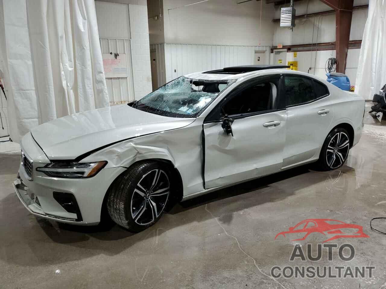 VOLVO S60 2019 - 7JRA22TM5KG014528