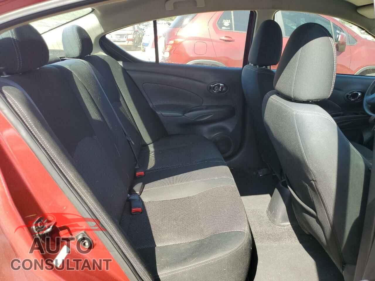 NISSAN VERSA 2019 - 3N1CN7AP3KL851544