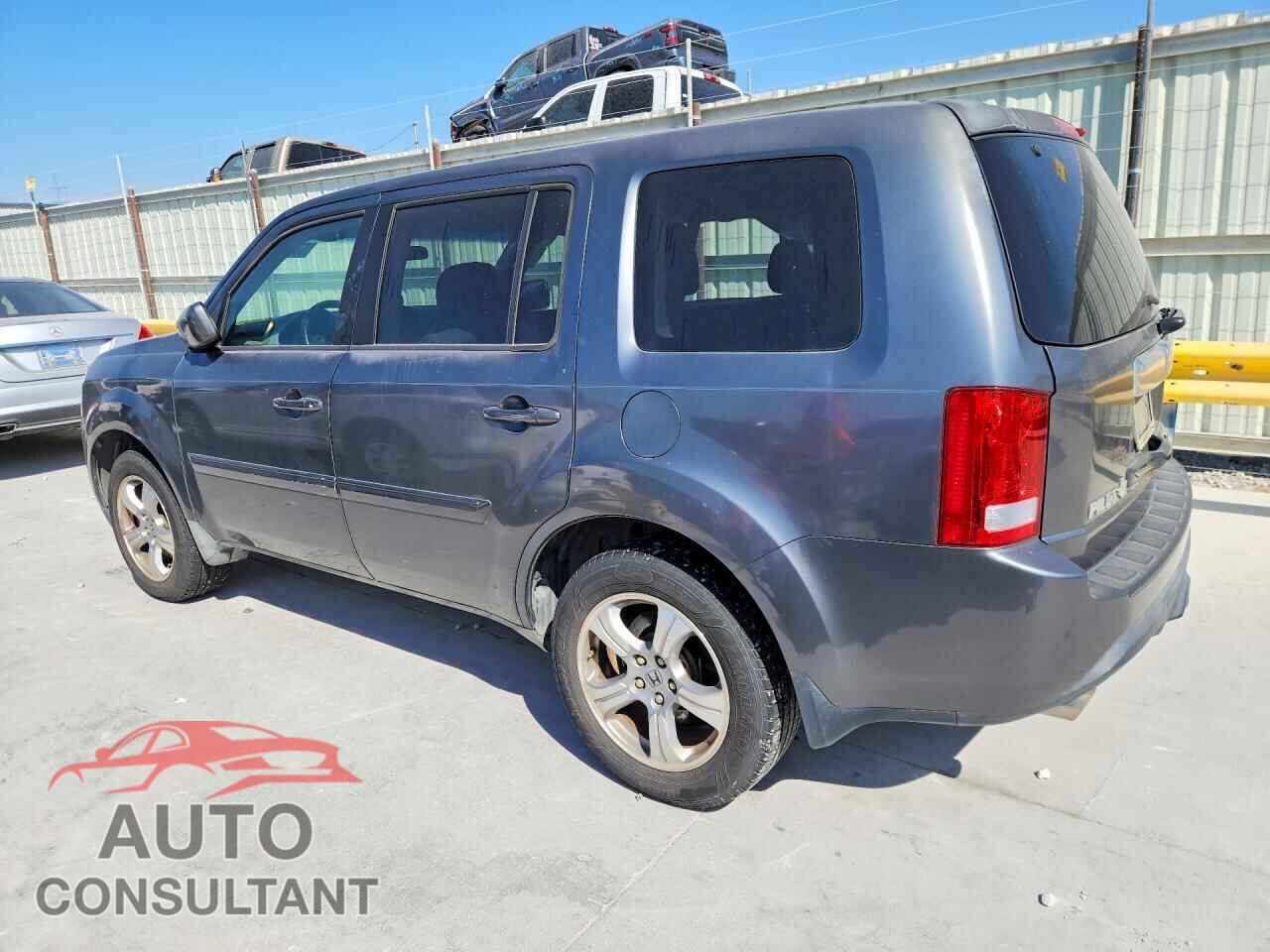 HONDA PILOT 2012 - 5FNYF3H41CB014232