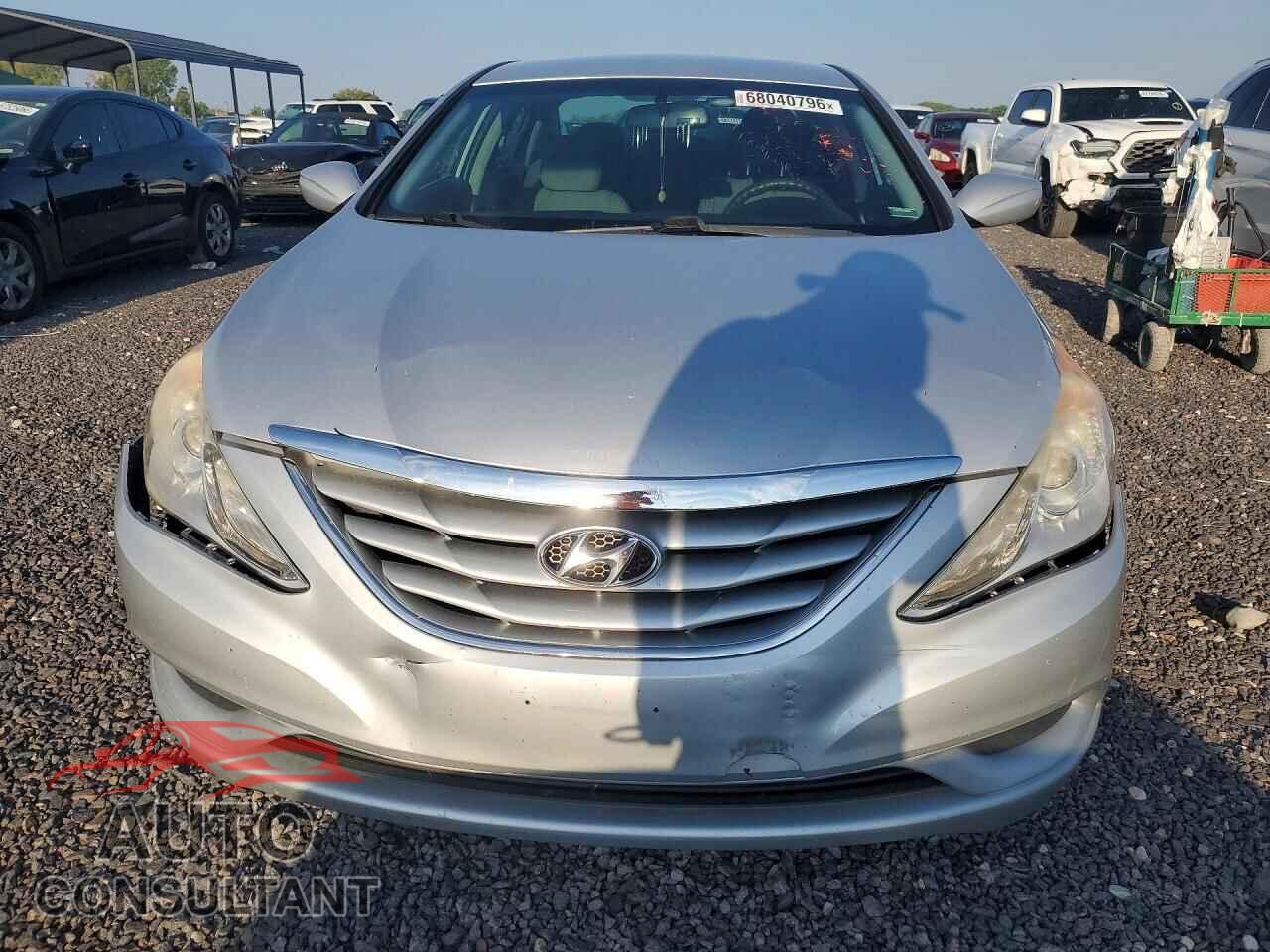 HYUNDAI SONATA 2012 - 5NPEB4AC3CH477108