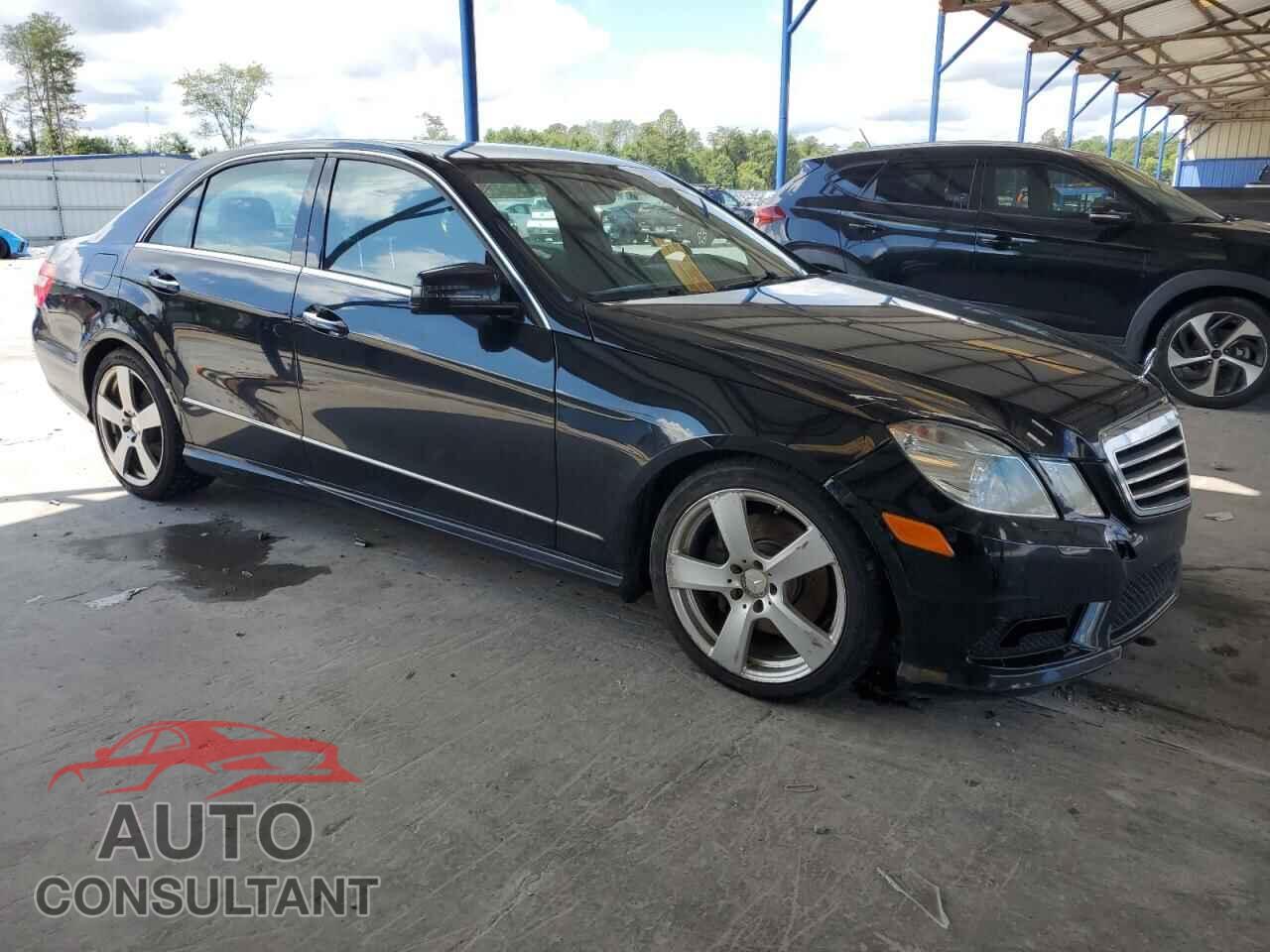 MERCEDES-BENZ E-CLASS 2011 - WDDHF8HB3BA428010