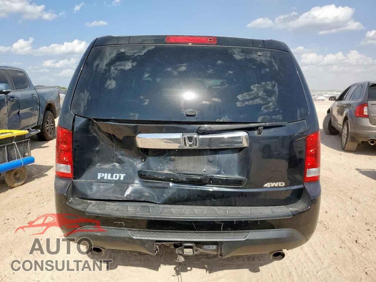 HONDA PILOT 2013 - 5FNYF4H5XDB074803