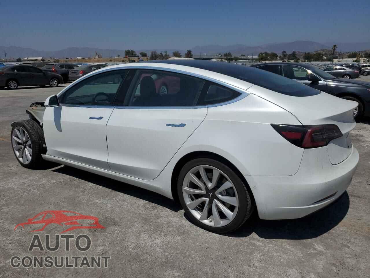 TESLA MODEL 3 2018 - 5YJ3E1EAXJF053555