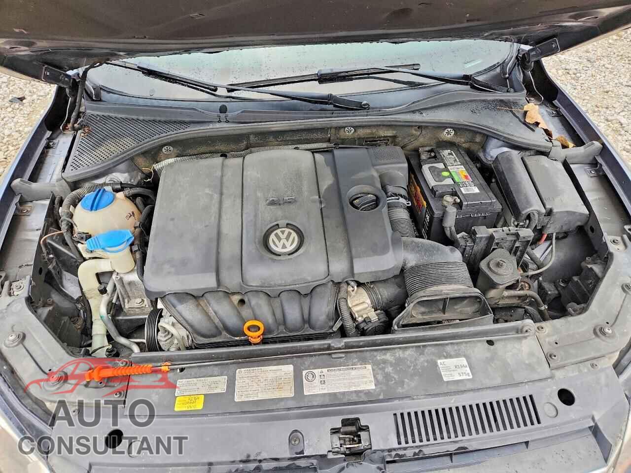 VOLKSWAGEN PASSAT 2012 - 1VWBP7A3XCC032122