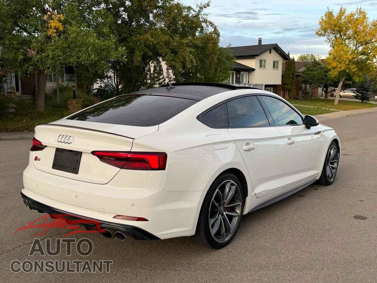 AUDI S5/RS5 2019 - WAUB4CF56KA065432