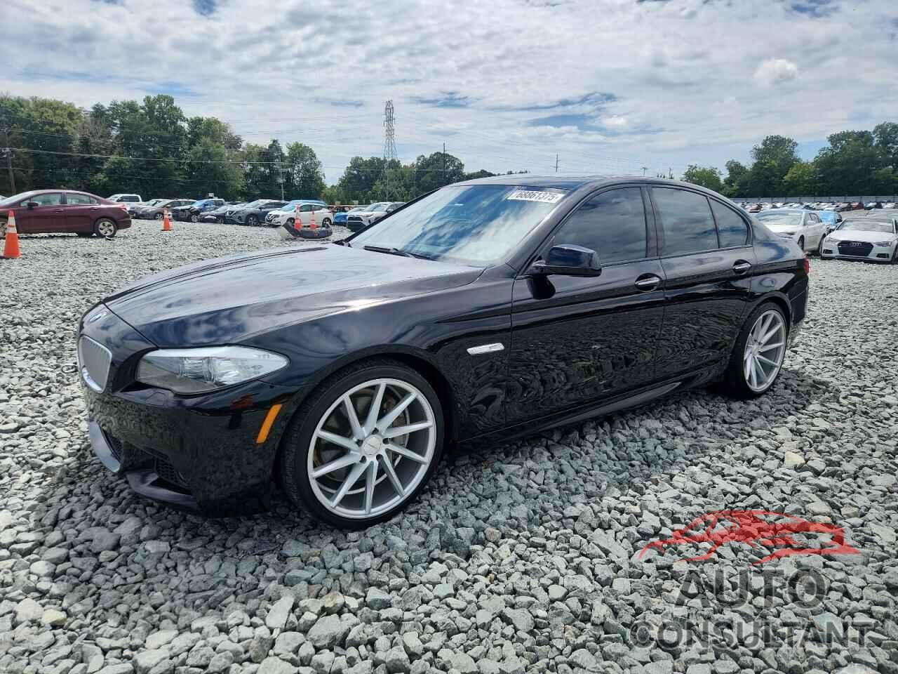BMW 5 SERIES 2013 - WBAFR9C59DDX81138