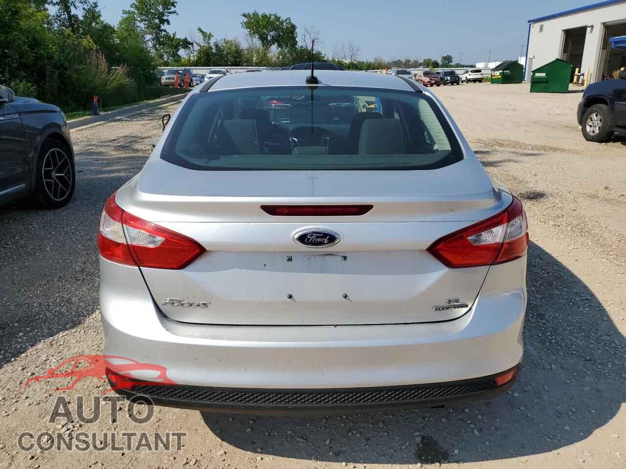 FORD FOCUS 2014 - 1FADP3F27EL138315