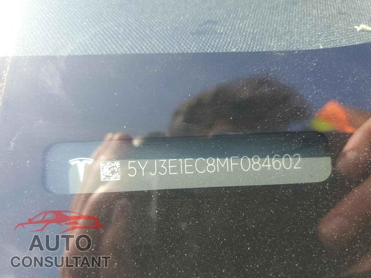 TESLA MODEL 3 2021 - 5YJ3E1EC8MF084602