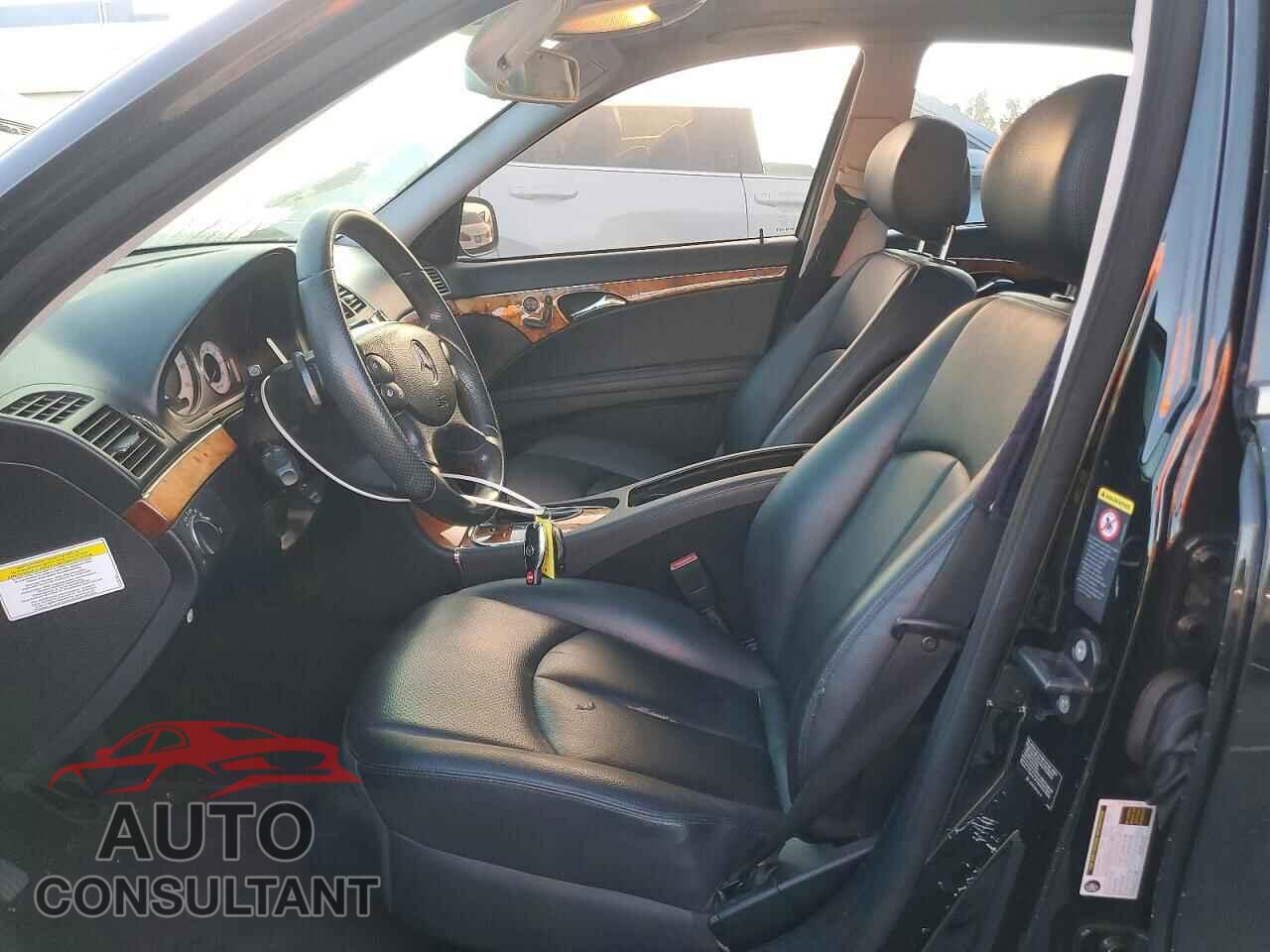 MERCEDES-BENZ E-CLASS 2009 - WDBUF56X19B389877