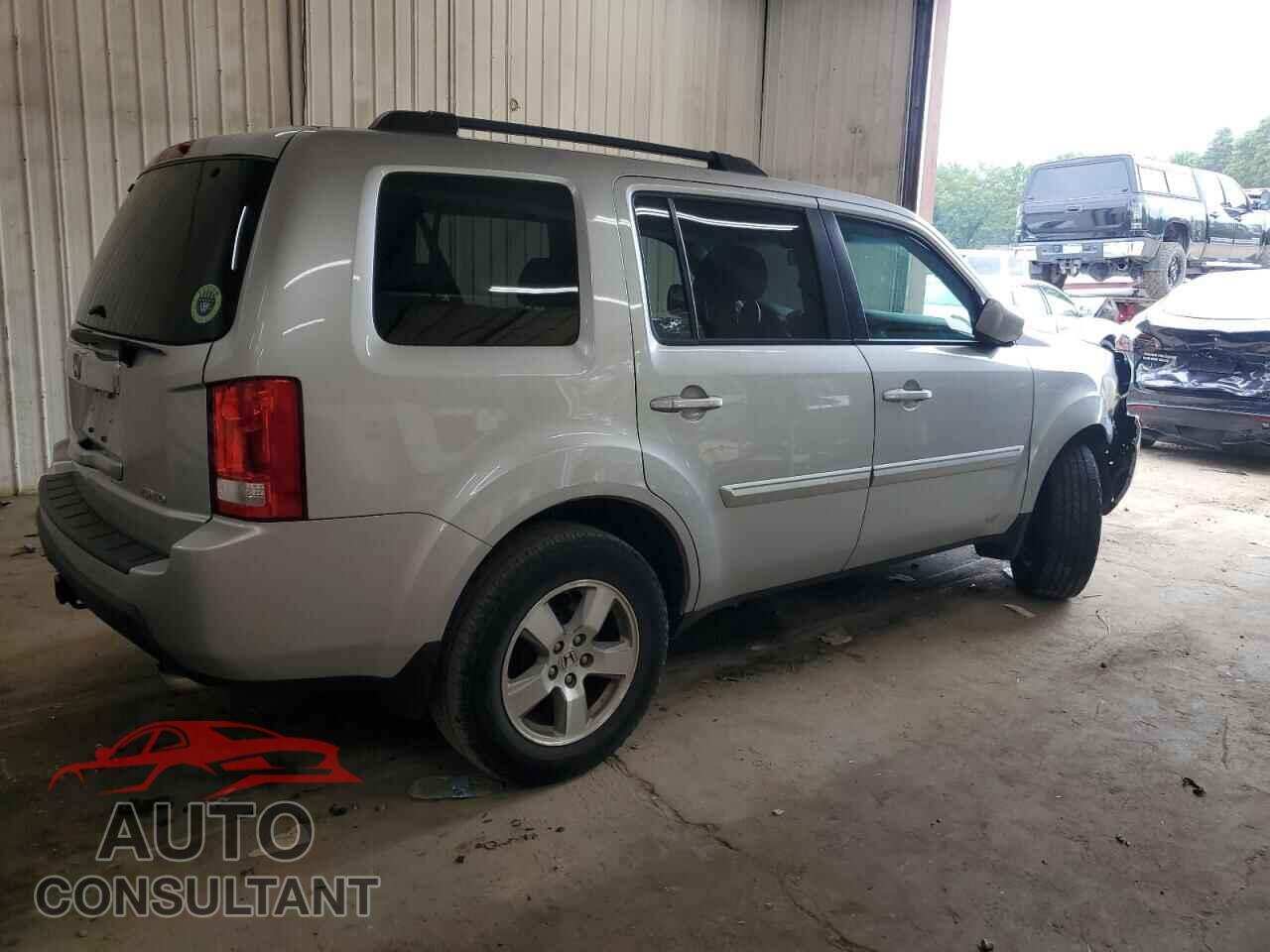 HONDA PILOT 2011 - 5FNYF4H58BB072142