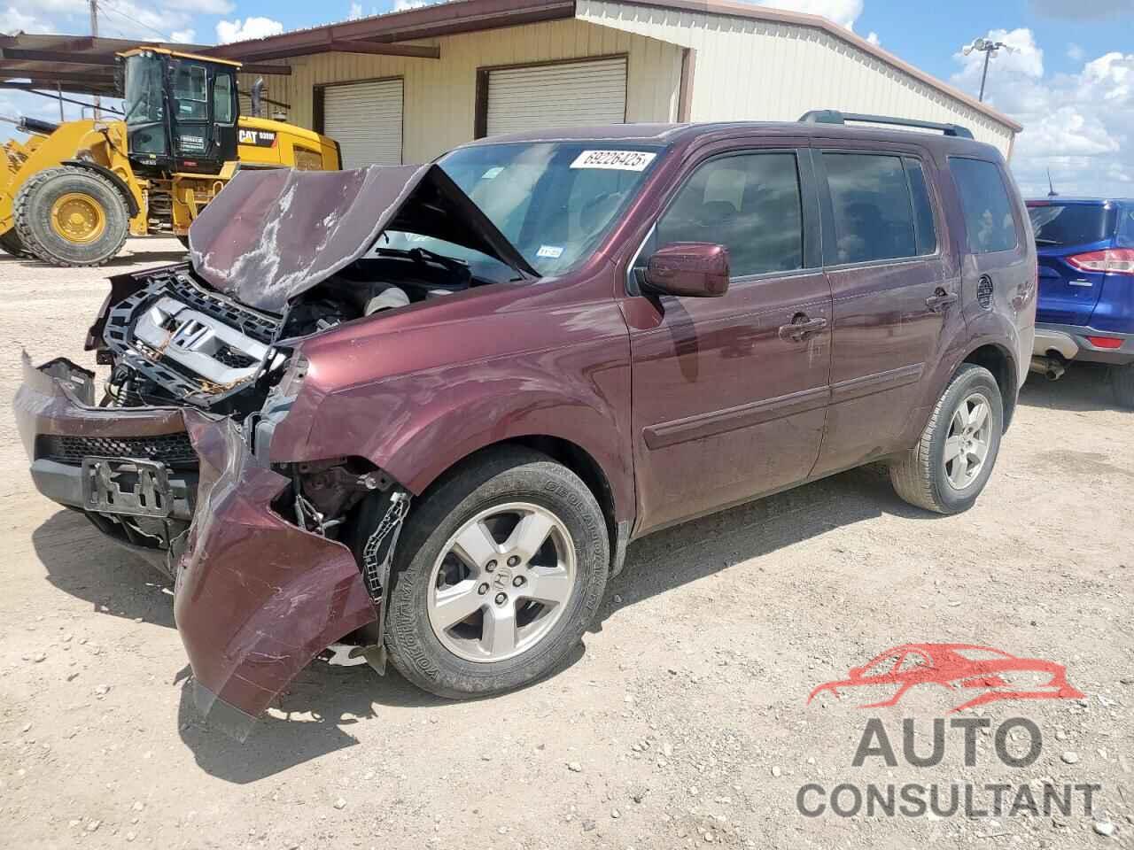 HONDA PILOT 2011 - 5FNYF3H50BB010549