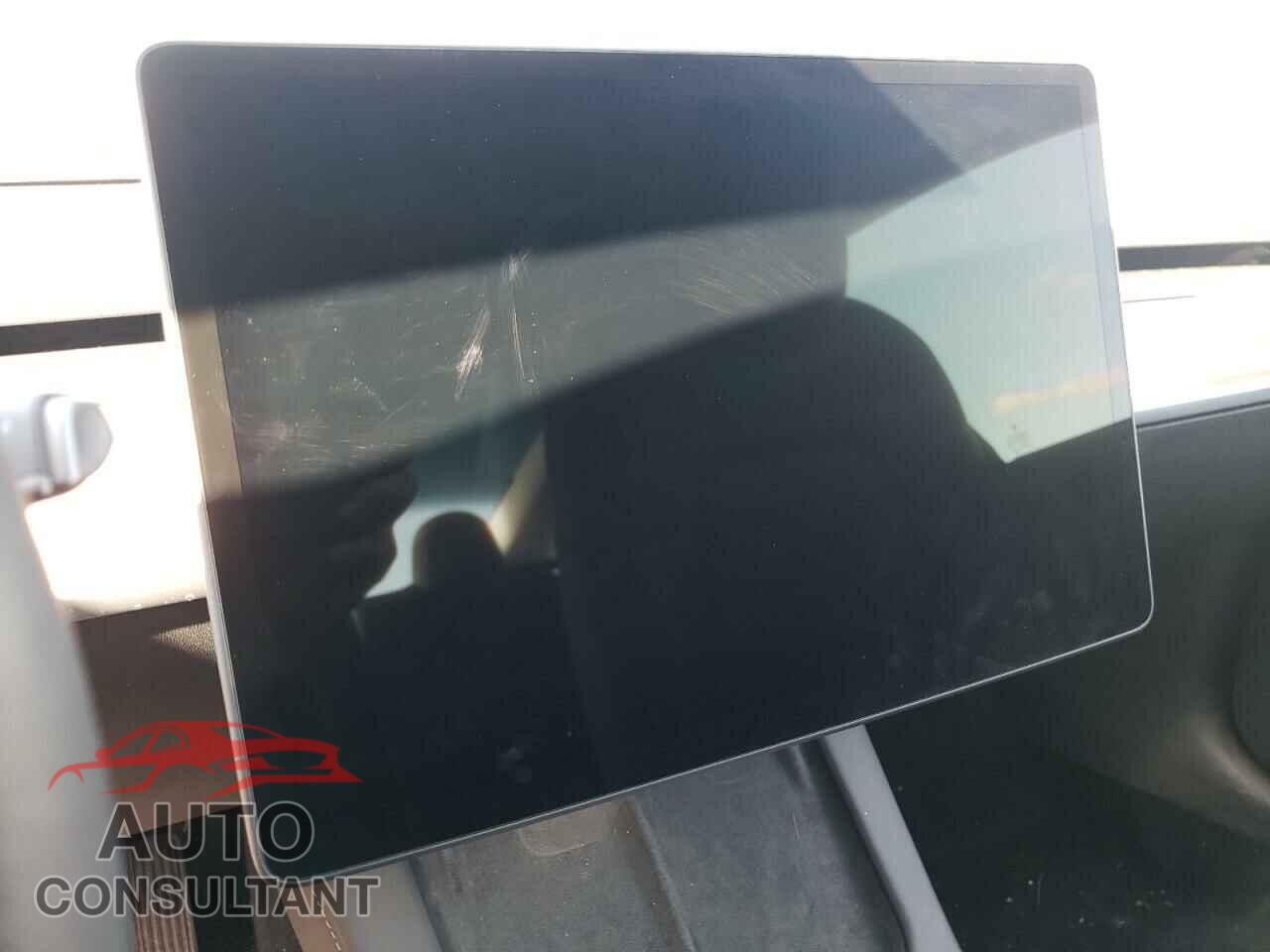 TESLA MODEL 3 2023 - 5YJ3E1EA8PF664094