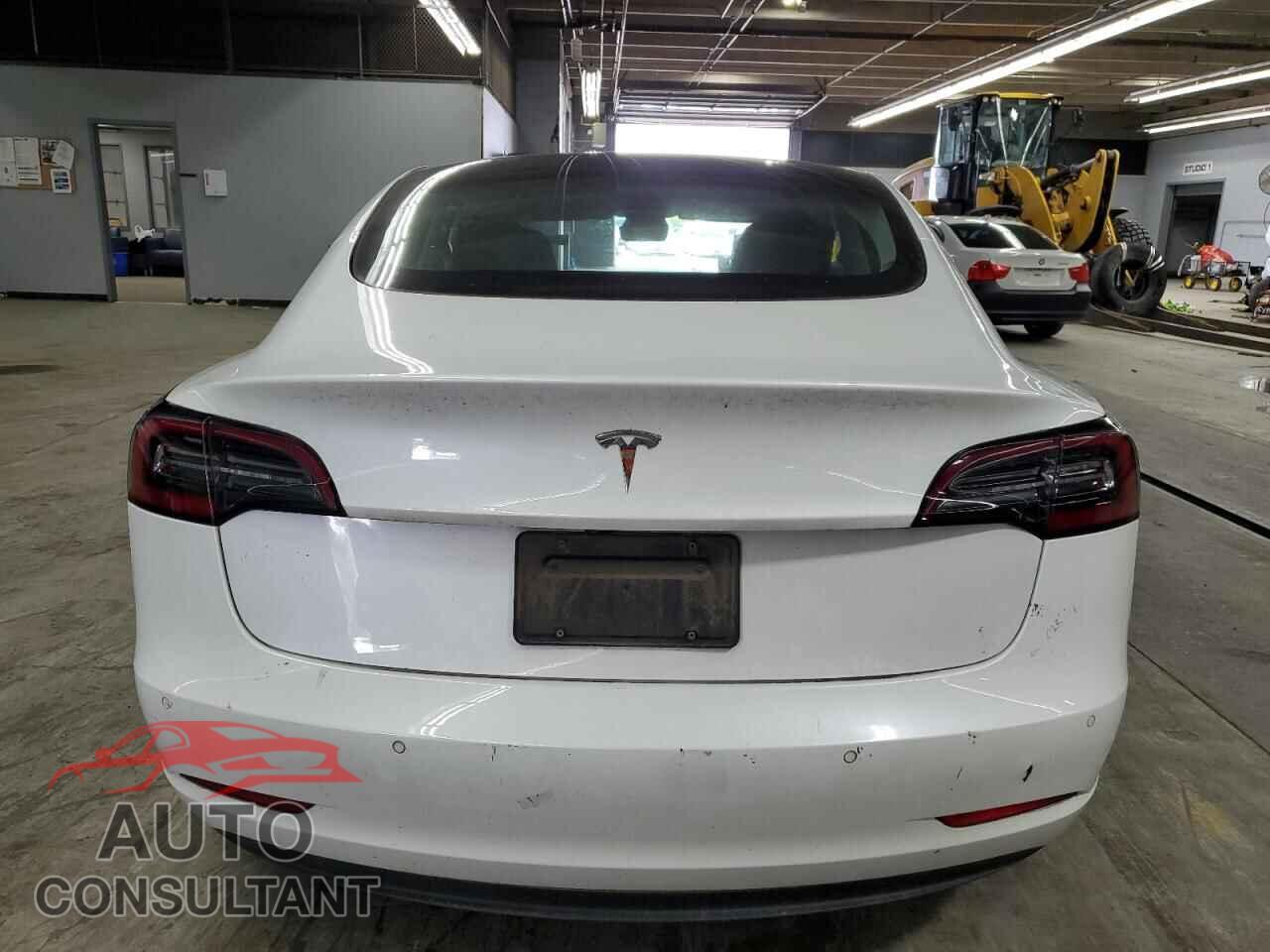 TESLA MODEL 3 2021 - 5YJ3E1EA2MF919785