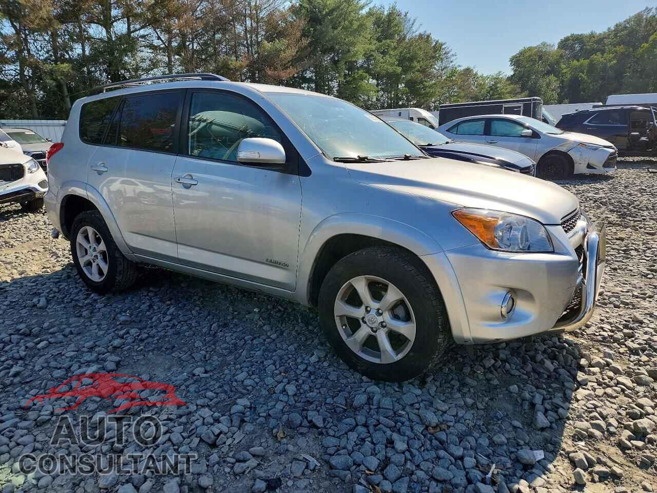 TOYOTA RAV4 2012 - 2T3DF4DV7CW261848